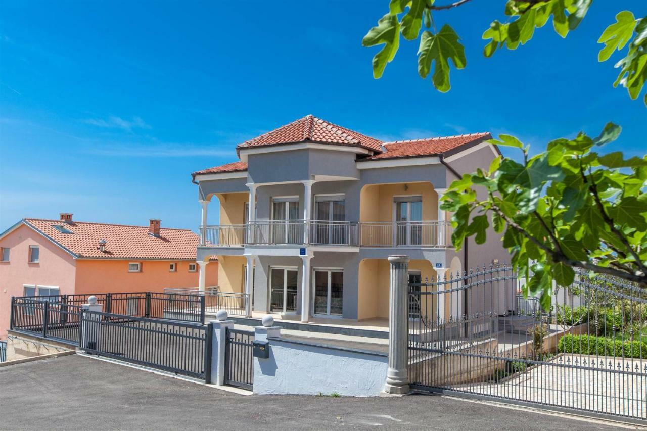 Dea * Crikvenica