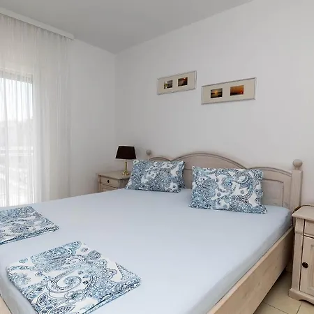 Apartmani Dea Crikvenica Exteriör bild